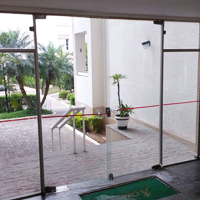Instalação de portas de vidros para lojas