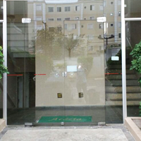 Instalação de portas de vidros para comércio e residências